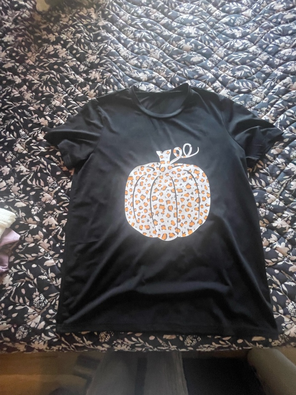 SHEIN Black Short Sleeve Tee